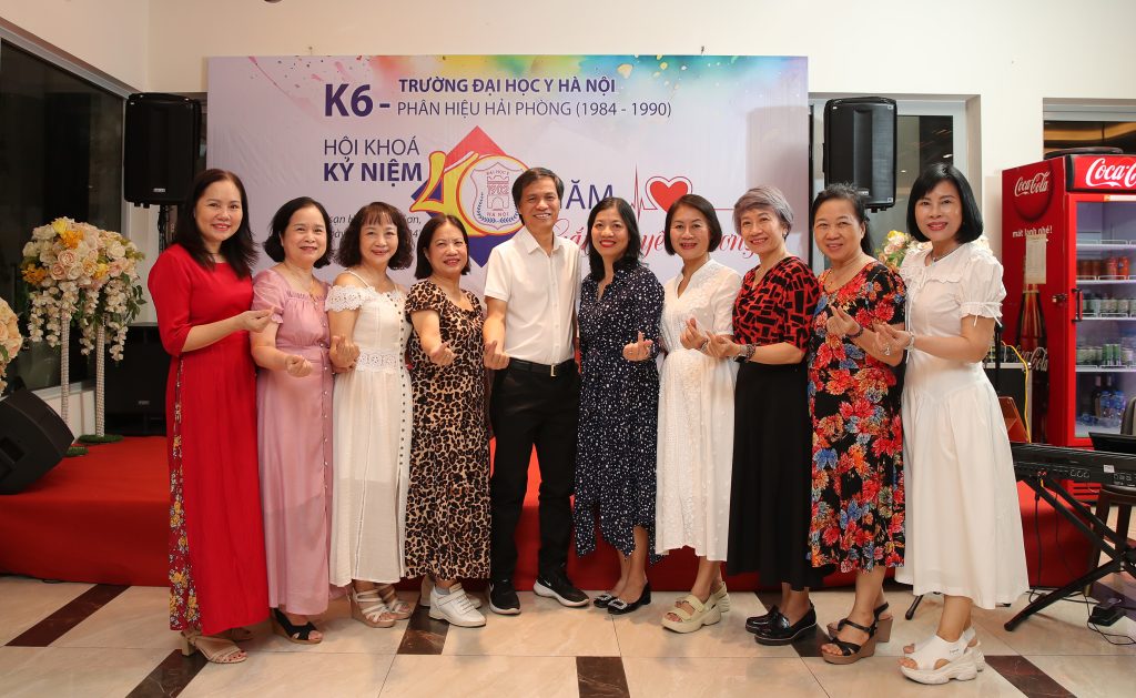 Sân khấu; Âm thanh; Ánh sáng ''Hội khoá Kỷ niệm 40 Năm. K6- Phân hiệu Hải Phòng (1984 - 1990). Trường Đại Học Y Hà Nội''